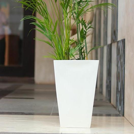 The Plant Nook Planter