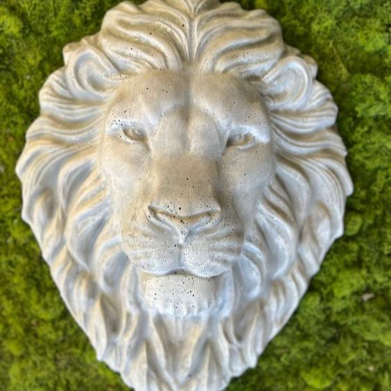 Lion's Roar Sculpture (Per Piece)